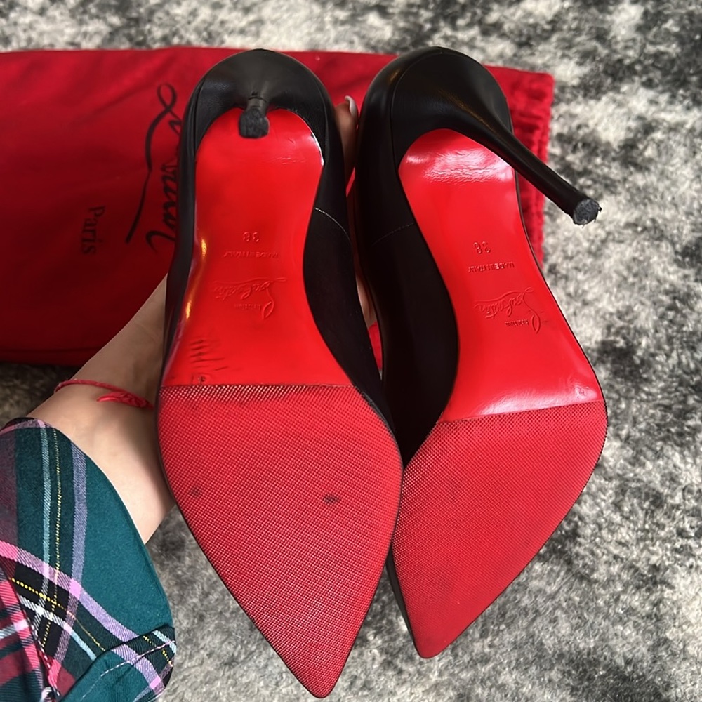 Christian Louboutin Black Leather So Kate Heels - Picture 3 of 12